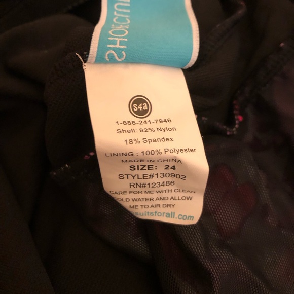 Plus Size Swimsuits for All One Piece Tri-Color Swimsuit - Picture 6 of 7